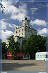 дом с башней Масляев фото