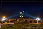 памятник Ленину ночное фото