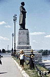 Памятник Сталину у входа в Волго-Донской канал