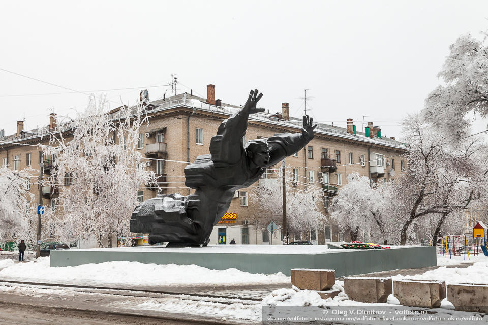 Памятник Михаилу Паникахе фото