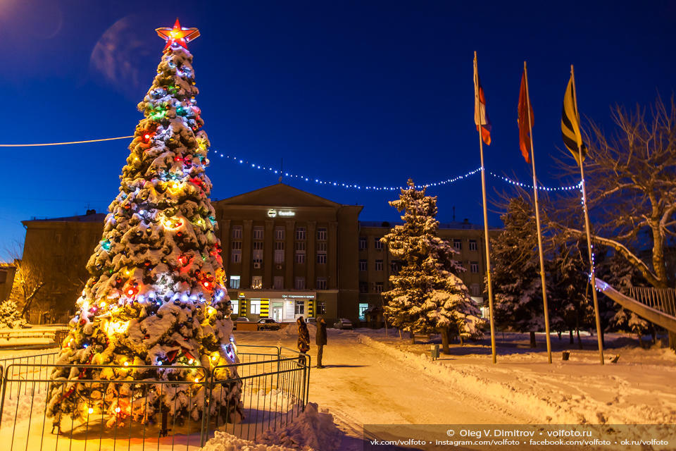 Новогодняя елка на площади Советской фото