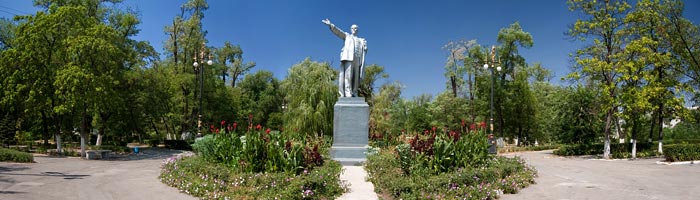 Памятник Ленину в Пятиморске