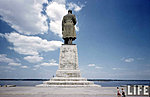памятник Сталину Волго-Донской канал фото