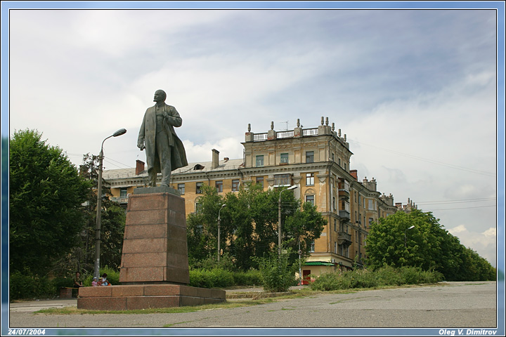 Ленин и ул. Титова фото