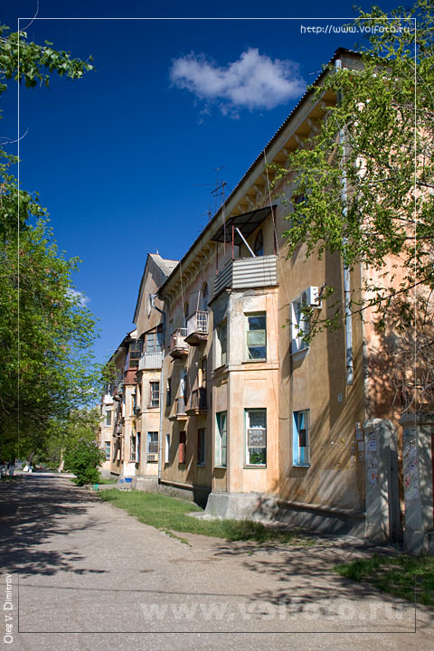 Дома поселка Петровзавода фото