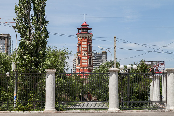 Комсомольский сад волгоград фото