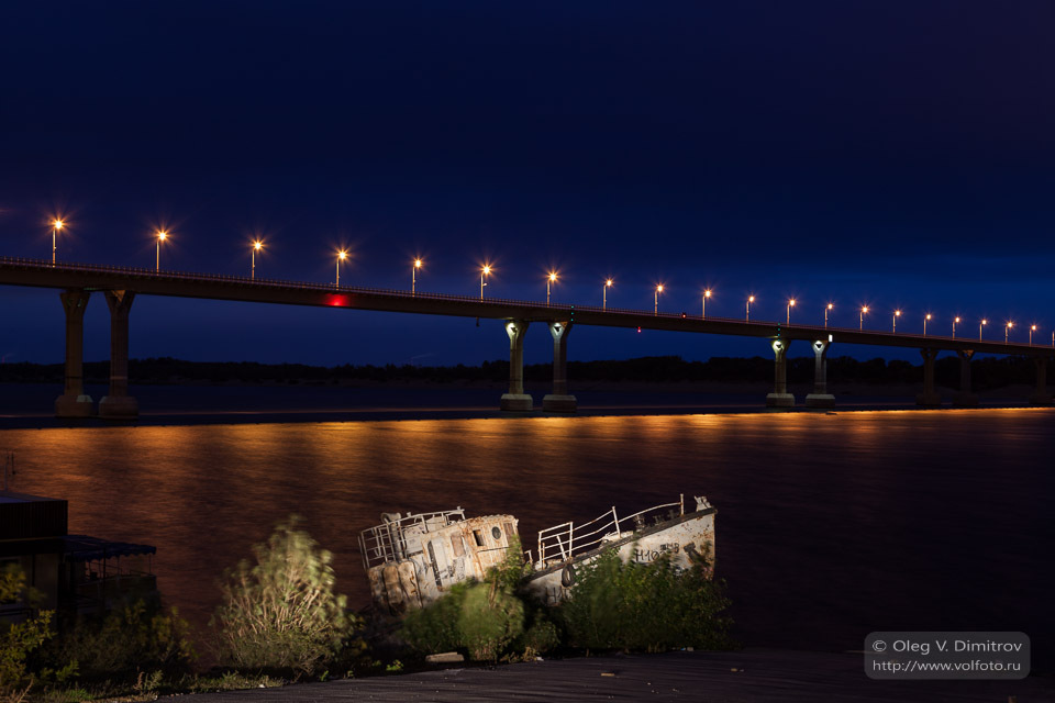 Вечер у моста фото
