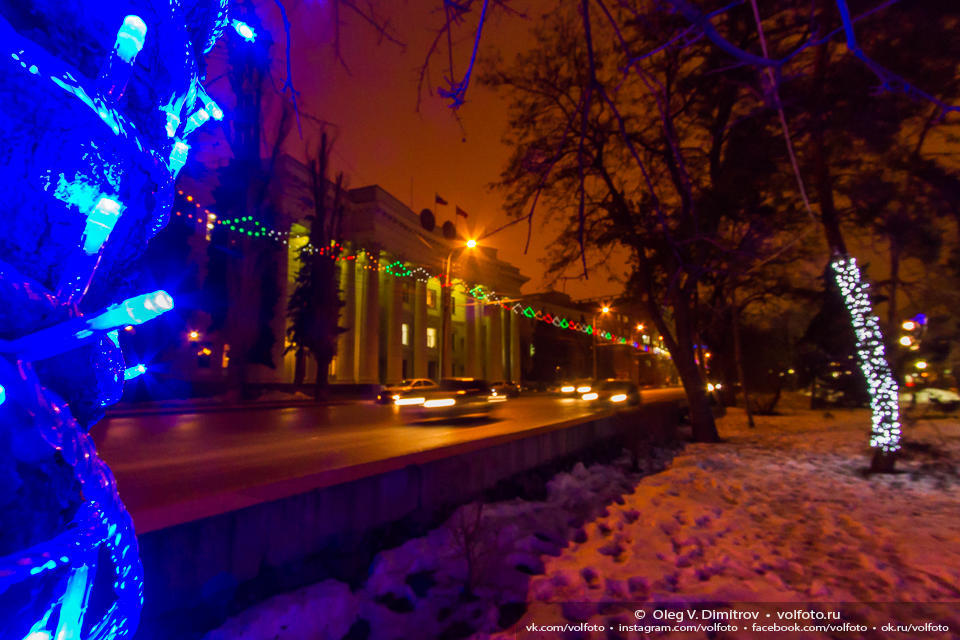 Новогоднее украшение проспекта им. Ленина фото