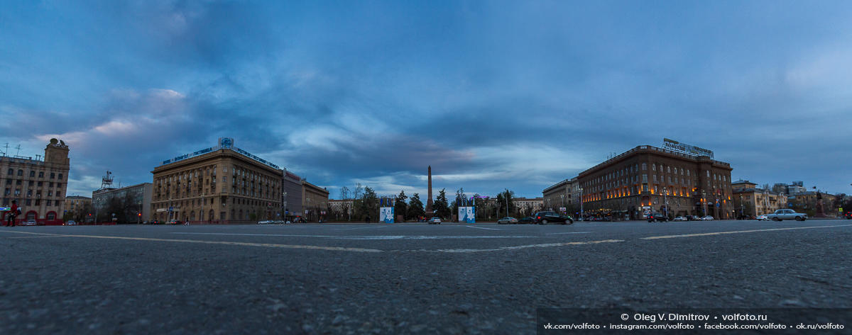 Панорама площади Павших борцов фото
